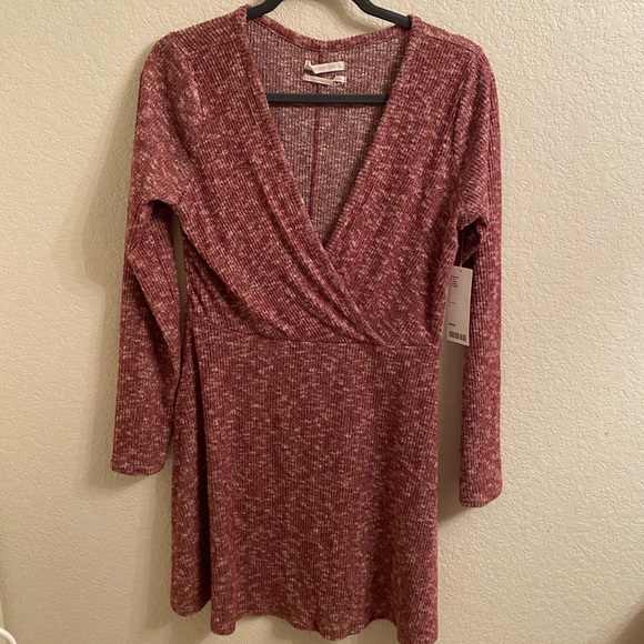 long sleeve dress - Picture 1 of 3